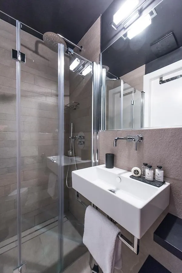 Hotel Charming Roma 2*, Rzym Włochy